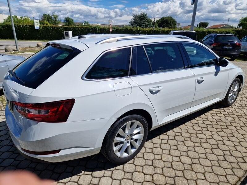 Skoda Superb 2.0 TDI EVO SCR DSG Wagon Executive