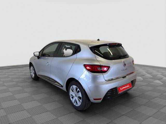 RENAULT Clio Clio TCe 75 Moschino Intens