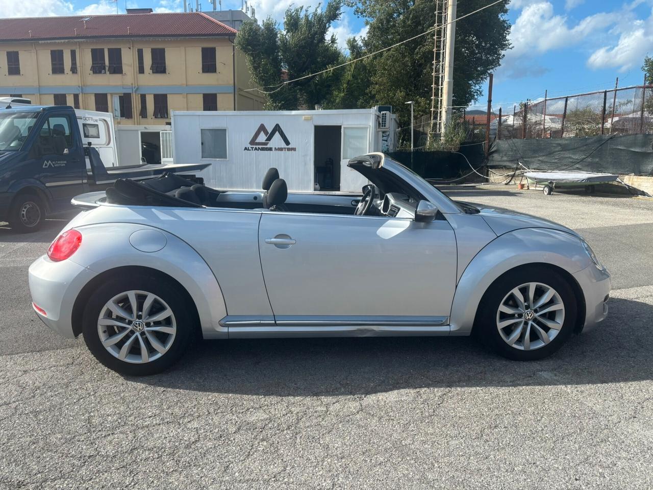 Volkswagen Maggiolino 1.6 TDI Design