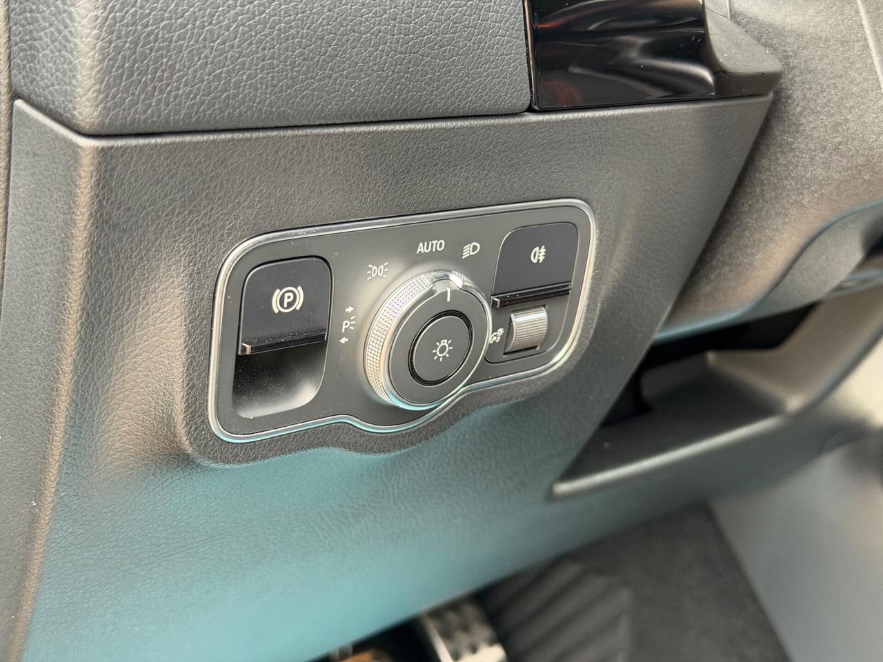Mercedes-benz B 180 d Premium OK NEOPATENTATI