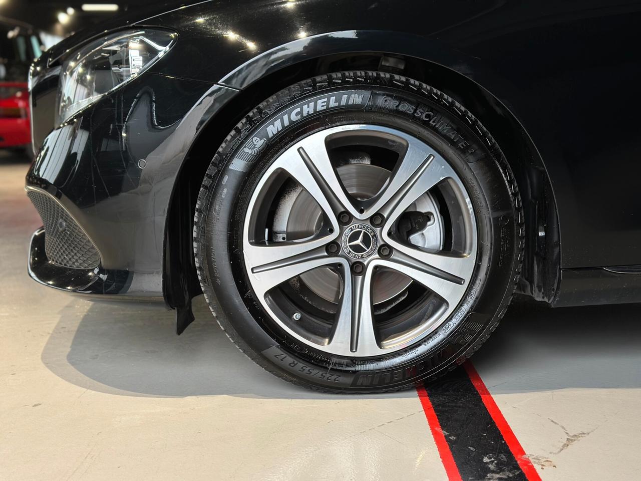 Mercedes-benz E 220 d Auto Premium Plus
