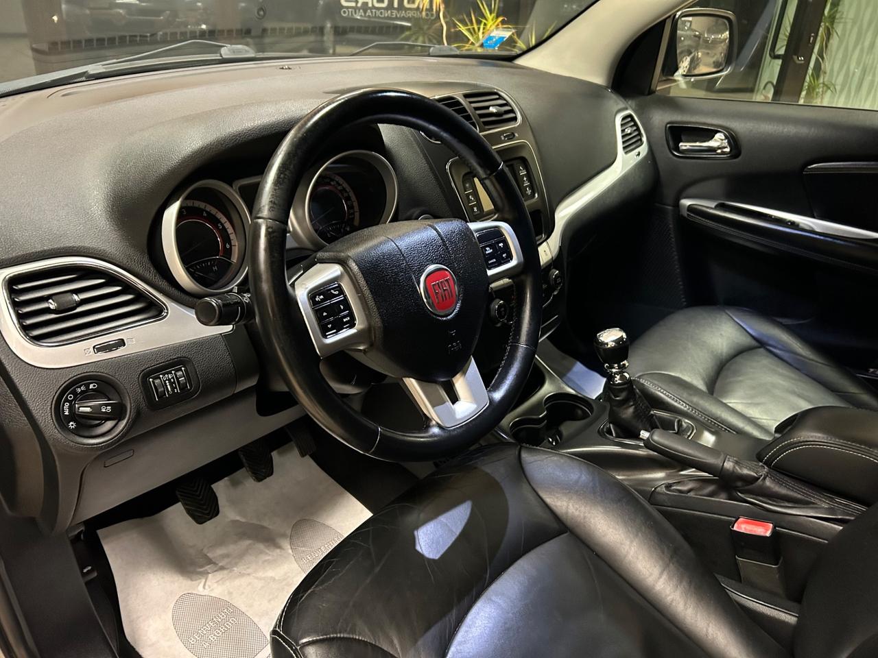 Fiat Freemont - 2011 2.0 Multijet 170 CV 7 POSTI