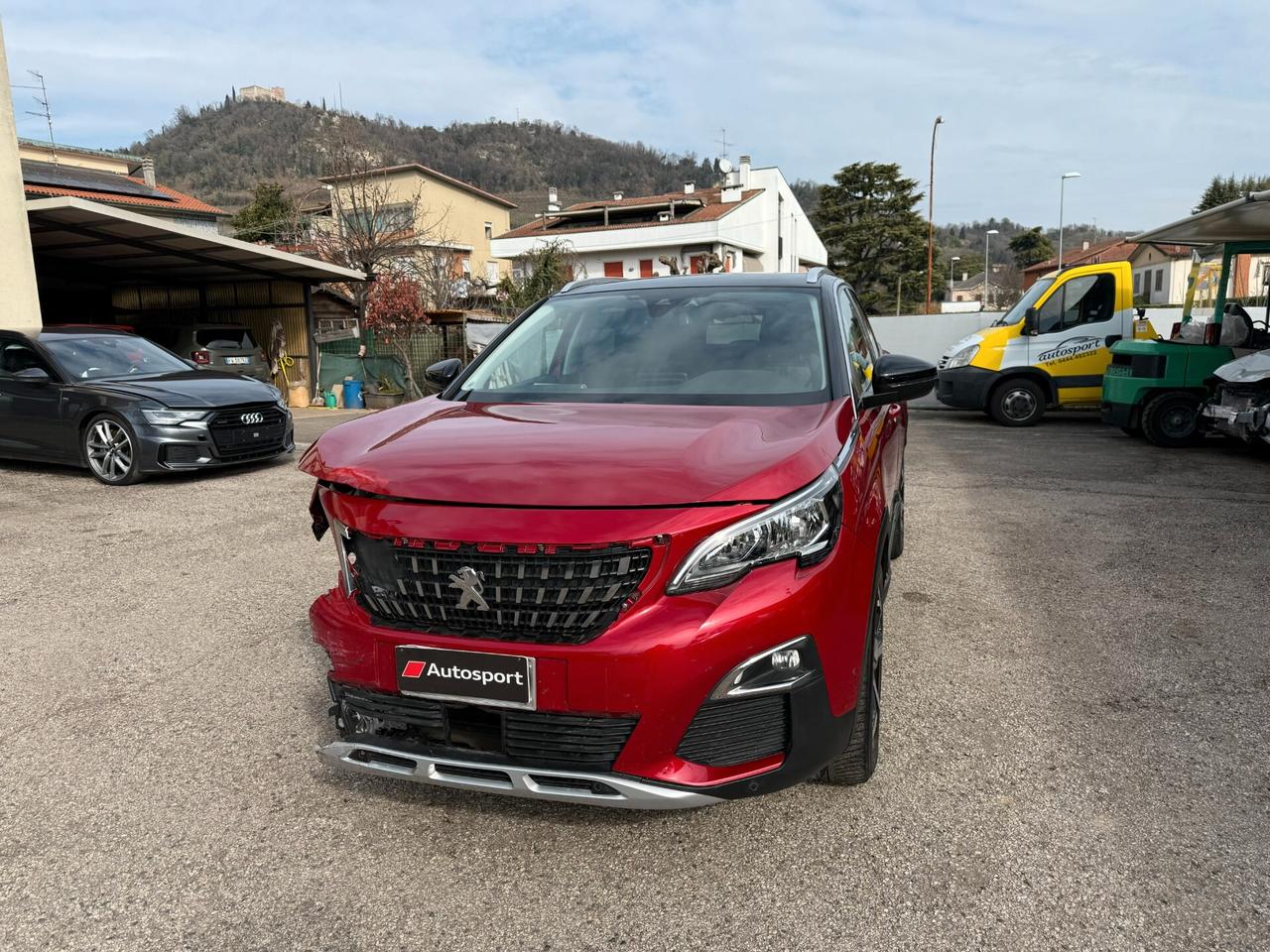 Peugeot 3008 130 EAT8 Allure ! INCIDENTATA !