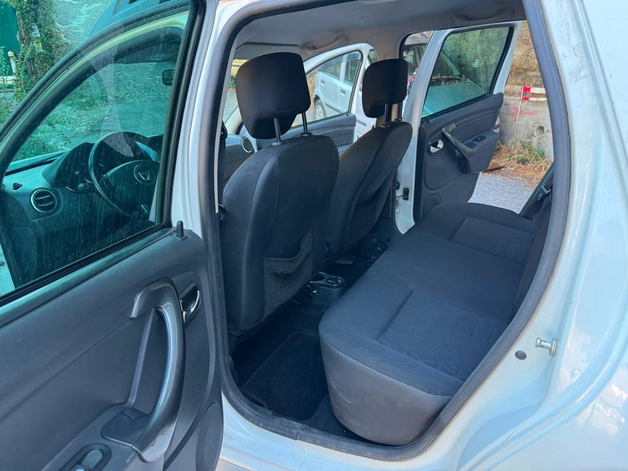 Dacia Duster 1.5 dCi 4x4 - 2015 leggermente grandinata
