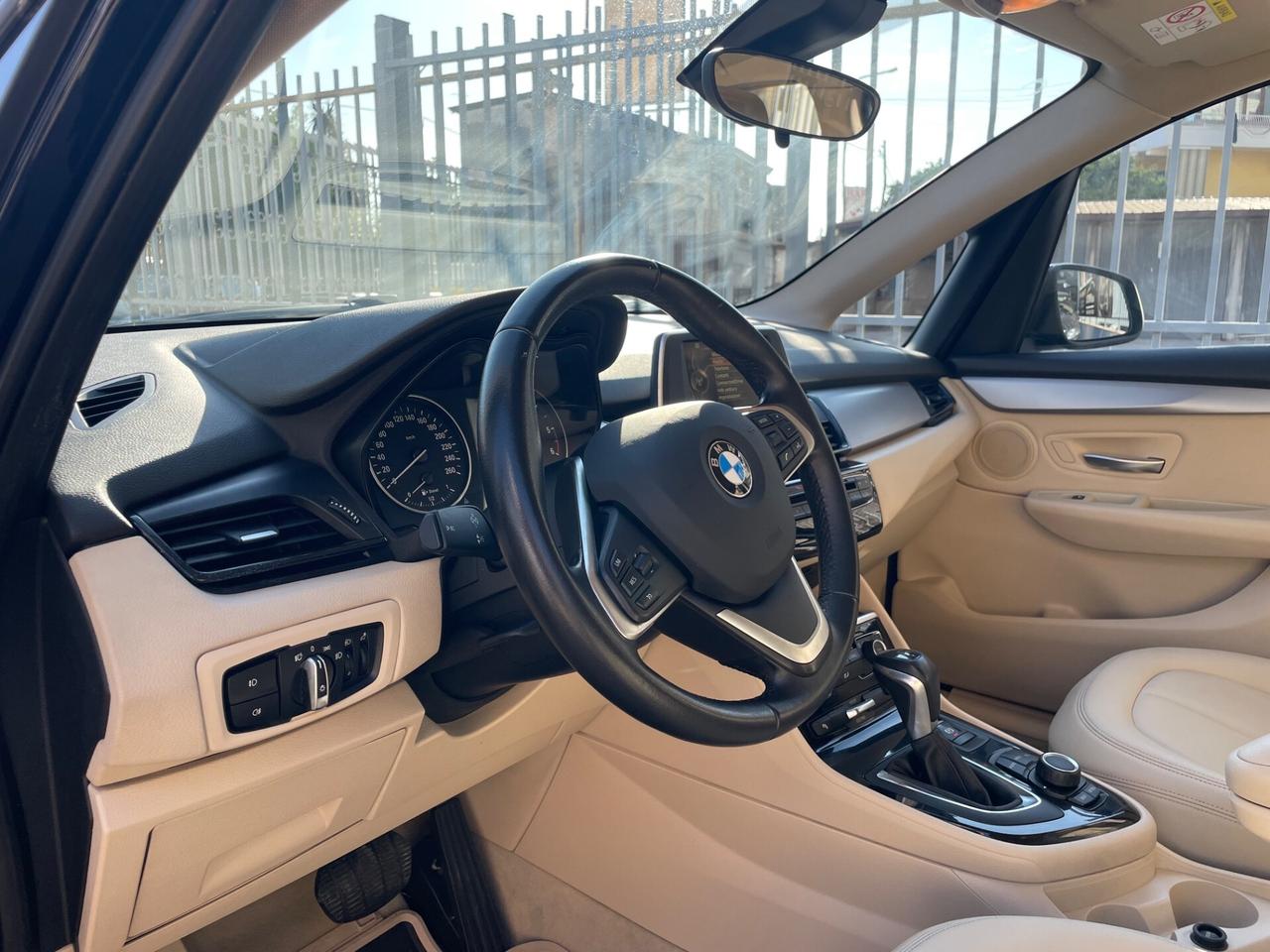 Bmw 2er Active Tourer 218d Luxury