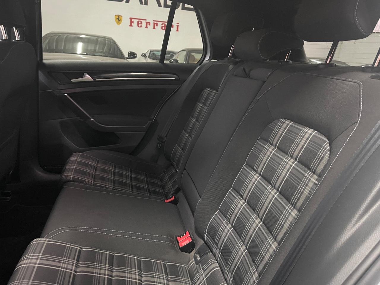 Volkswagen Golf GTD 2.0 TDI PERMUTE RATE