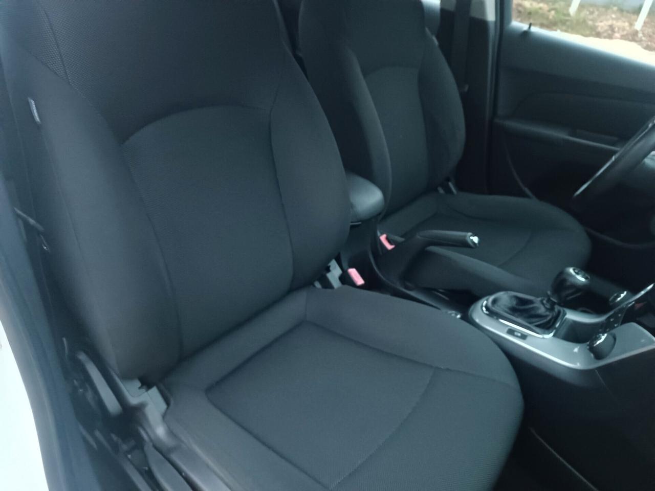 Chevrolet Cruze 1.8 5 porte LT GPL