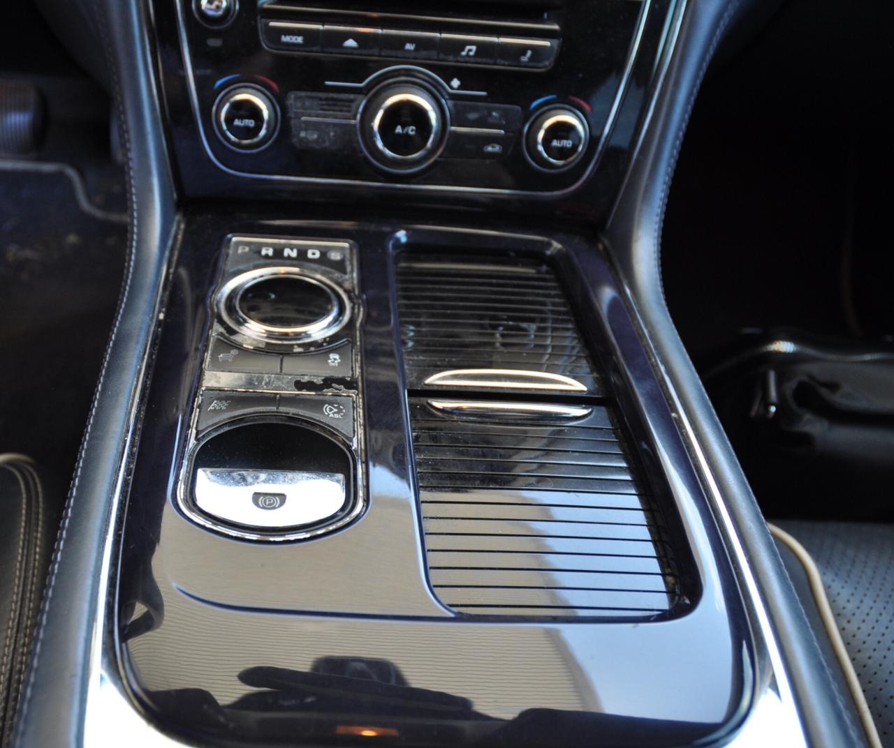 Jaguar XJ 3.0D V6 Luxury