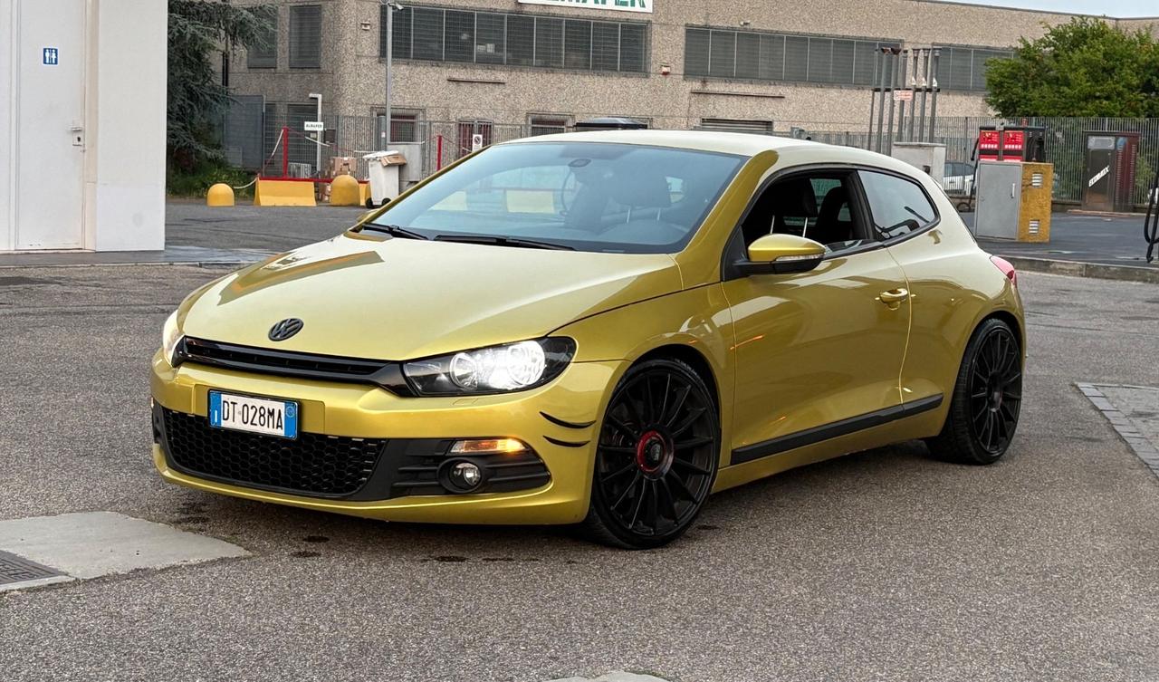 Volkswagen Scirocco 2.0 TFSI 200cv R-Line