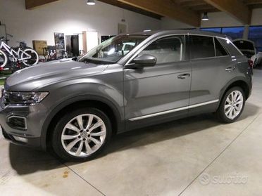 VOLKSWAGEN T-Roc 2.0 TDI SCR 4MOTION Style BlueM