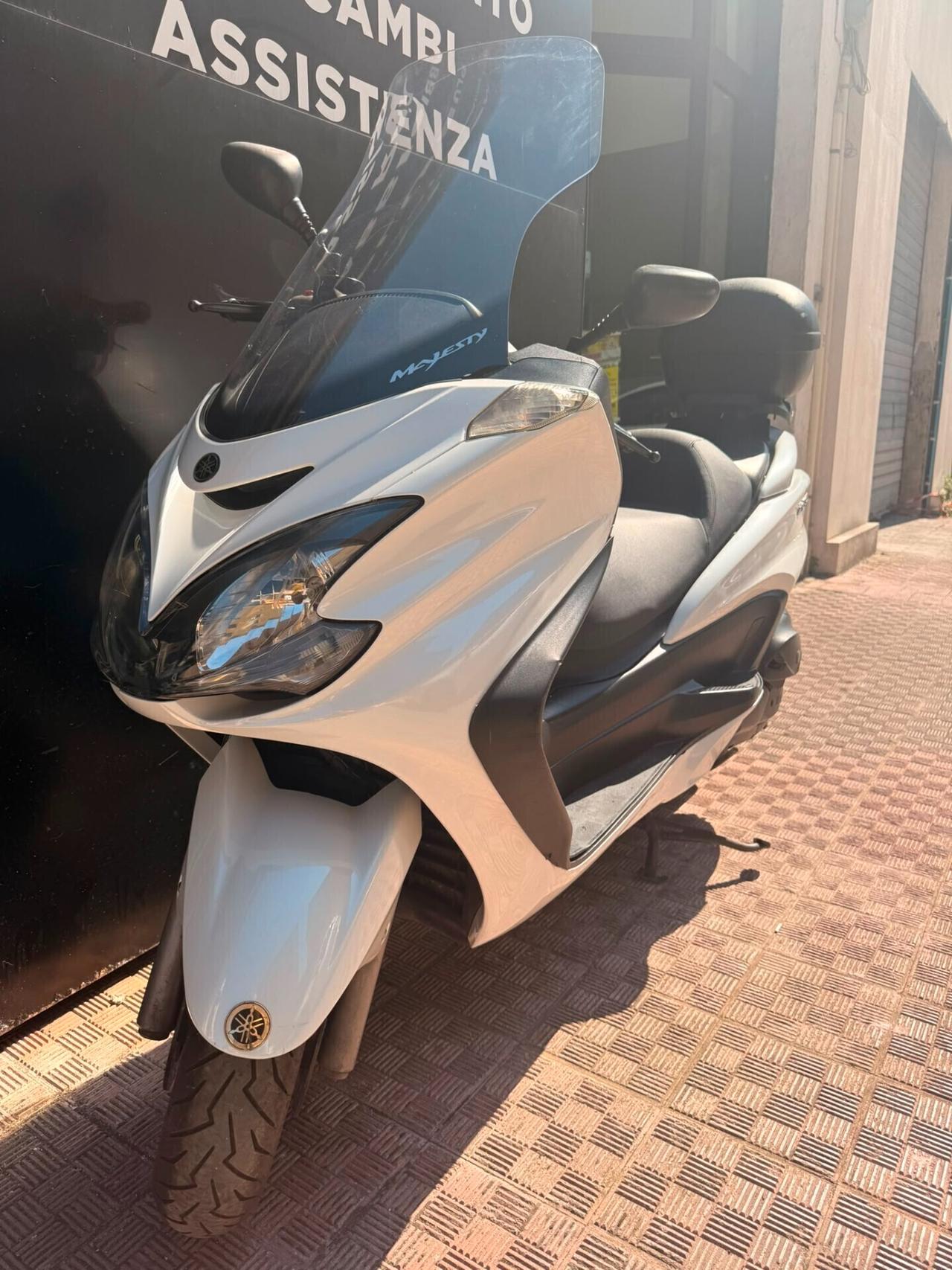 Yamaha Majesty 400
