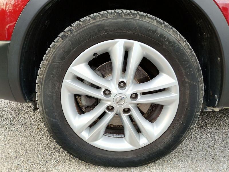 Nissan Qashqai 2.0 dCi Tekna DPF 4x4 AT