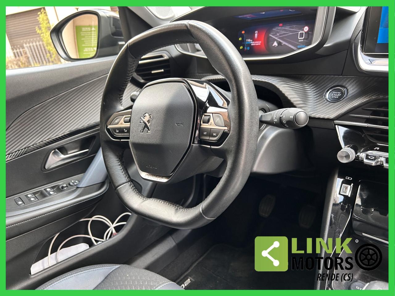 Peugeot 2008 PureTech 100 S&S Allure Navi Pack 09/2020