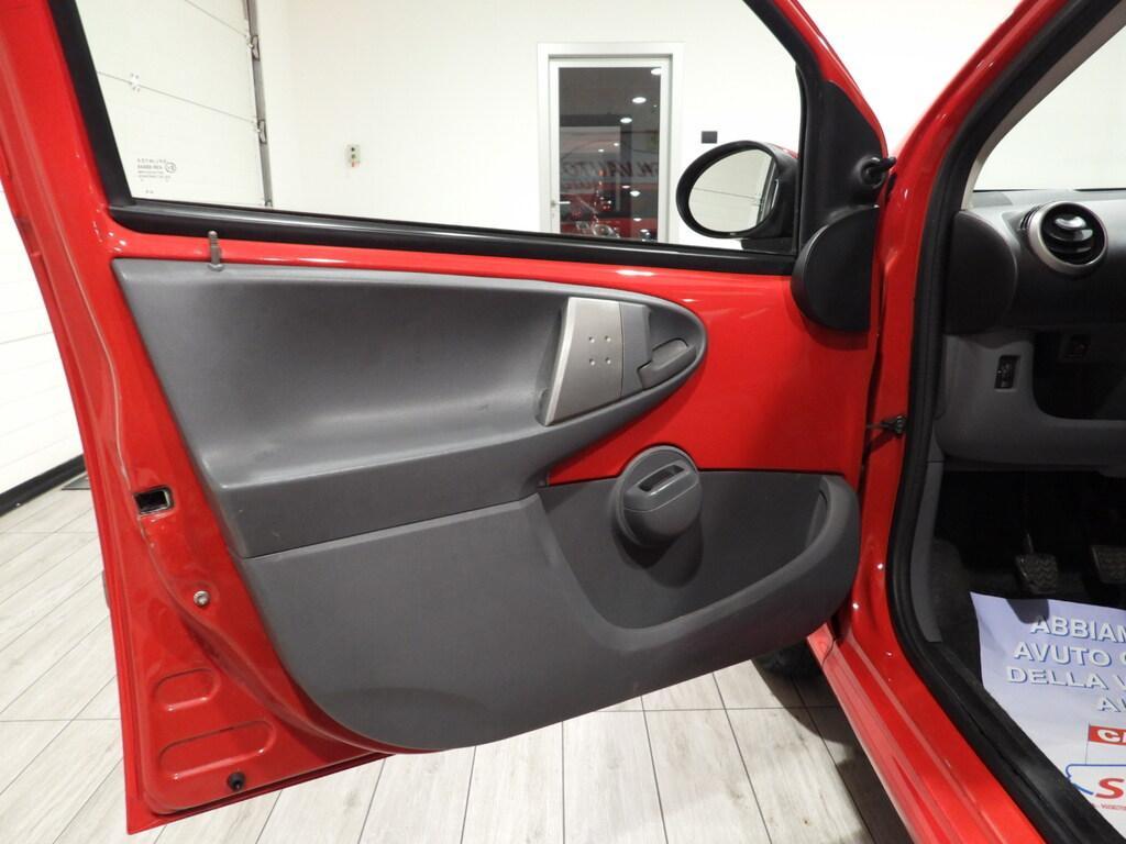 Peugeot 107 5 Porte 1.0 Sweet Years