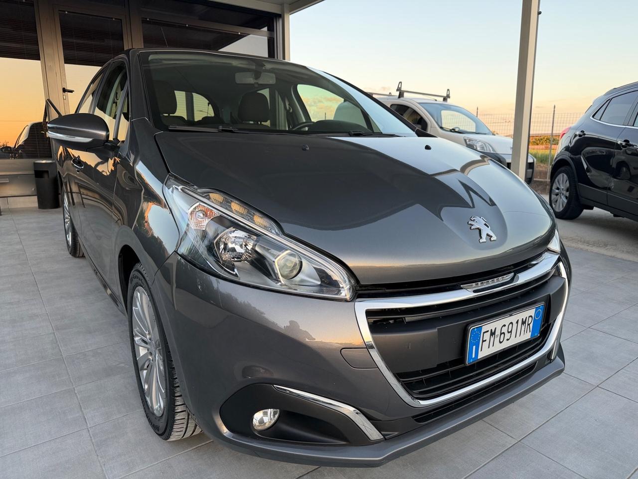 Peugeot 208 BlueHDi 75 5 porte Allure