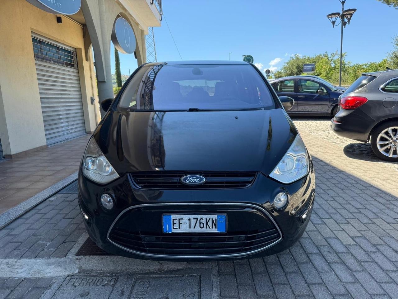 Ford S-Max 2.0 TDCi 115CV Titanium Restayling 2011