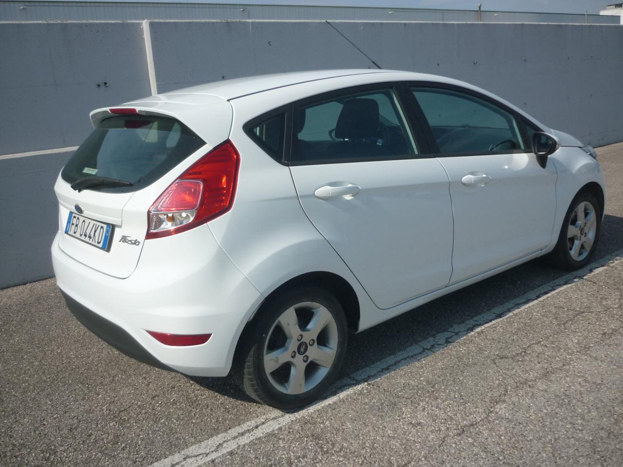 Ford Fiesta 1.5 TDCi 75CV 5 porte