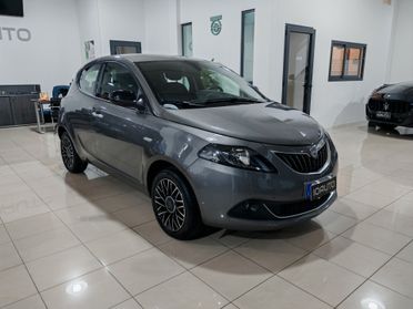 Lancia Ypsilon 1.0 Hybrid Gold 2023