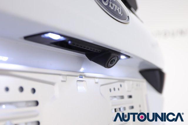 FORD Fiesta 1.1 75 CV 5 PORTE TITANIUM NEOPATENTATI