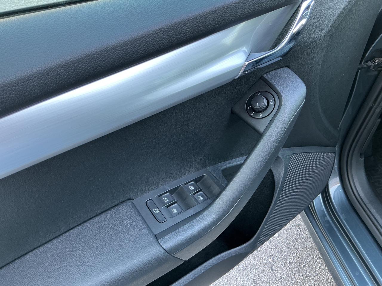 Skoda Octavia 1.6 Diesel Automatica Neopatentati
