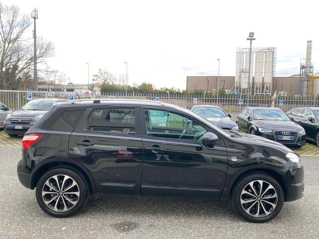 Nissan Qashqai 2.0 dCi DPF Tekna