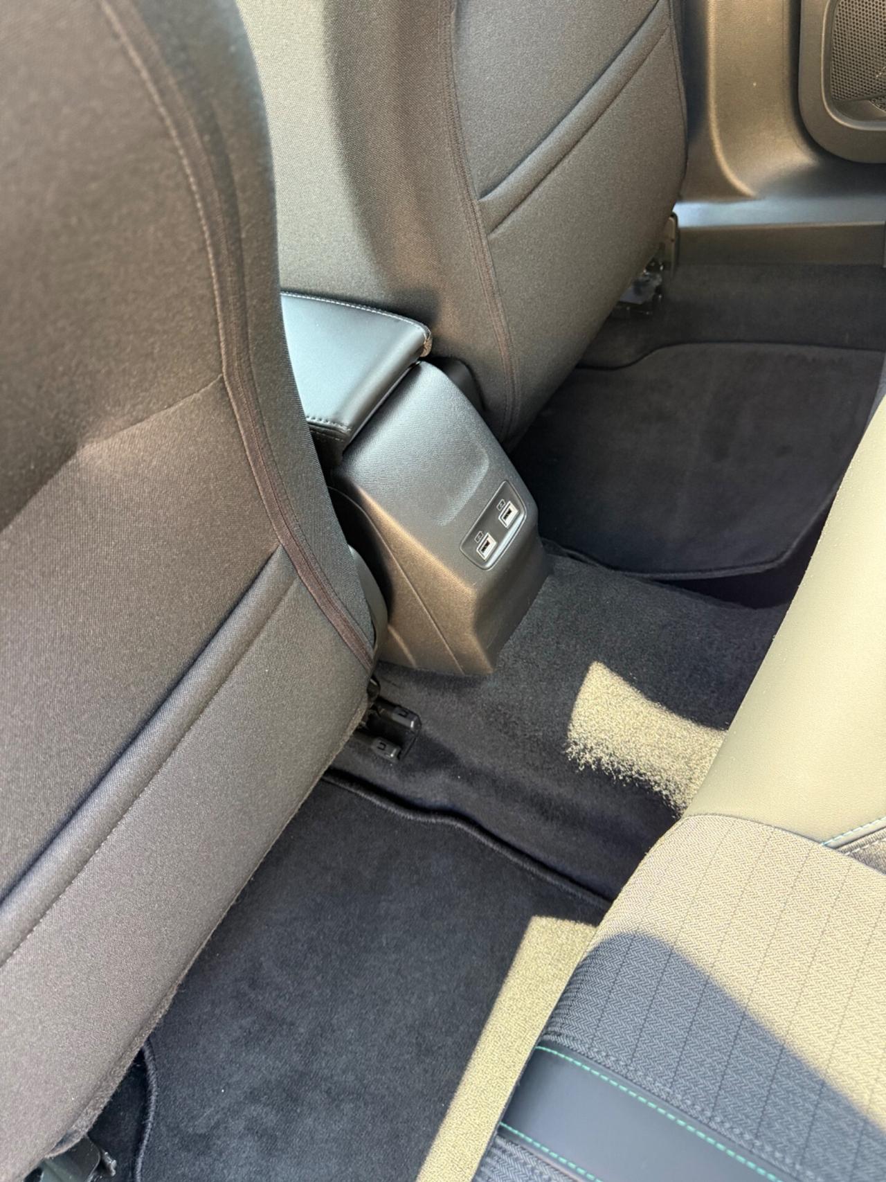 Peugeot 2008 BlueHDi 130 S&S EAT8 Allure uni proprietario