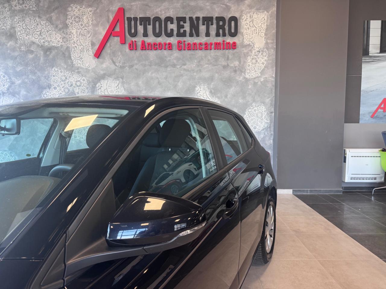 VOLKSWAGEN POLO 1.0 BENZINA COMFORTLINE 5 PORTE