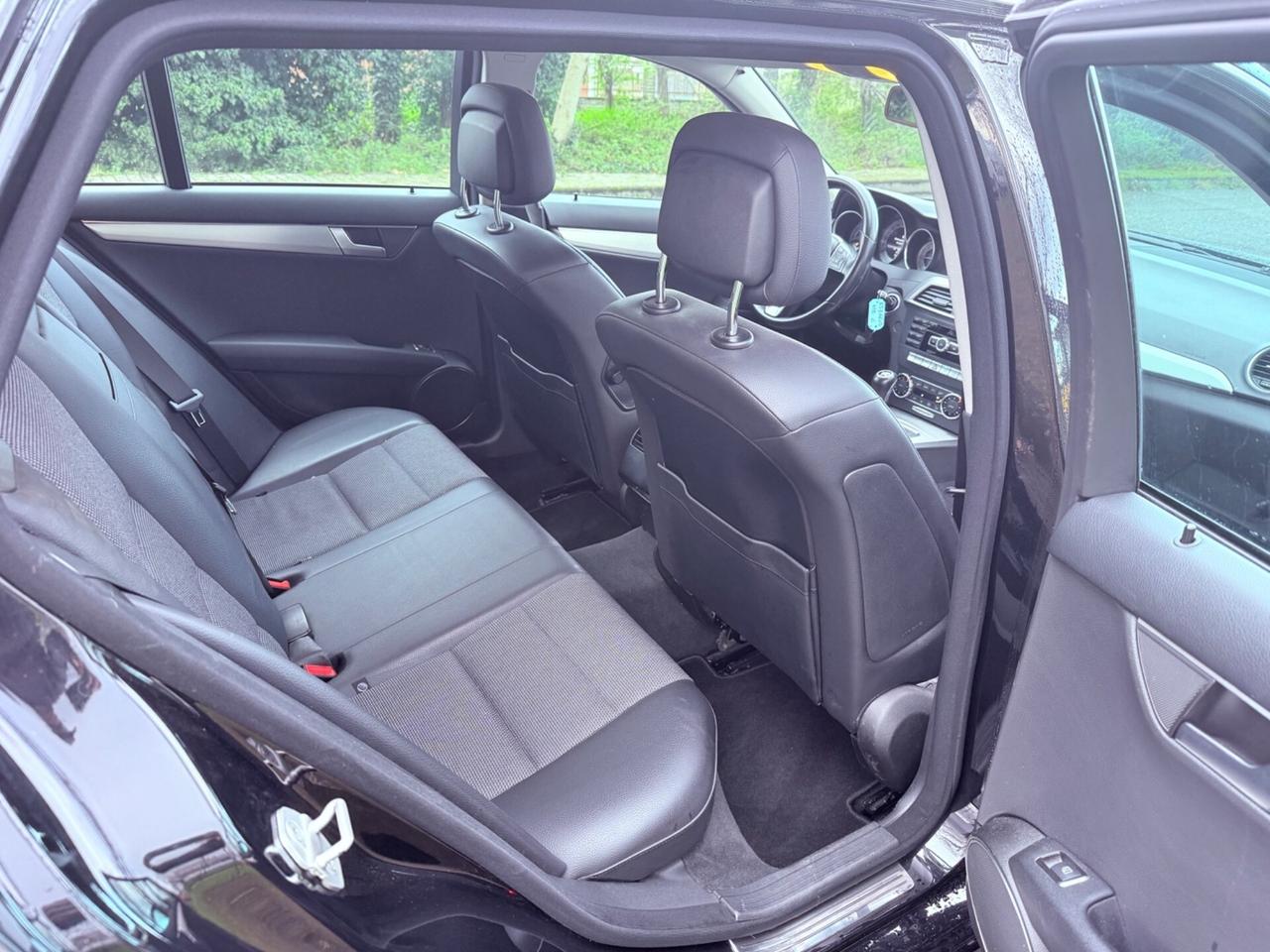 Mercedes C 220 CDI Avantgarde- 160.000 KM REALIIII