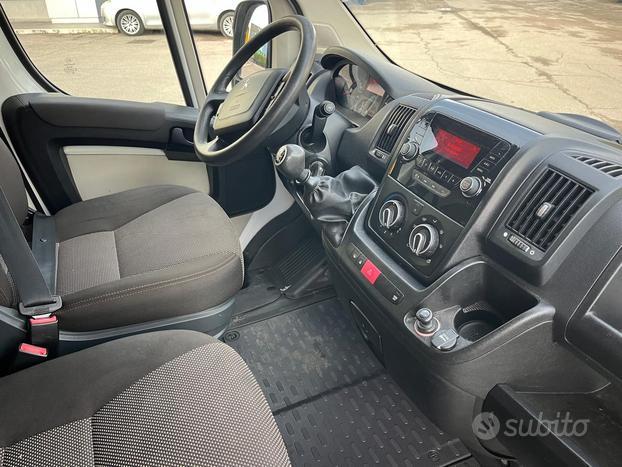 Peugeot boxer 330 2.0