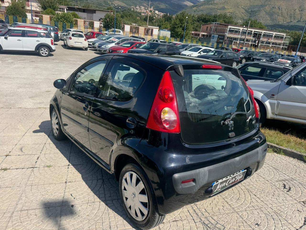 Peugeot 107 1.0 68CV 5p. Cambio automatico