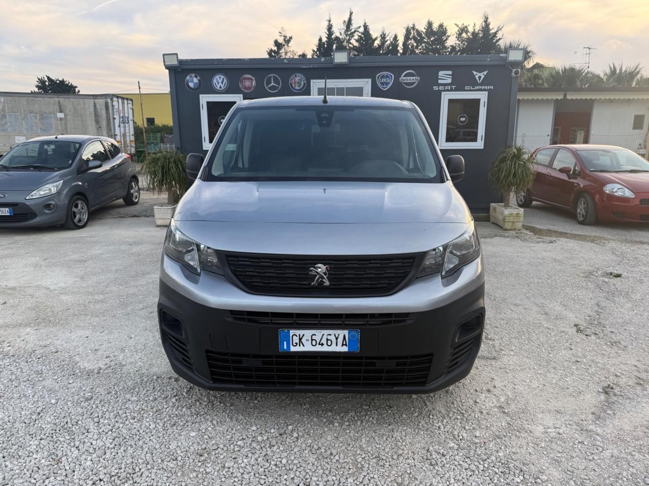 Peugeot Partner BlueHDi 130 cv n1 -5 posti
