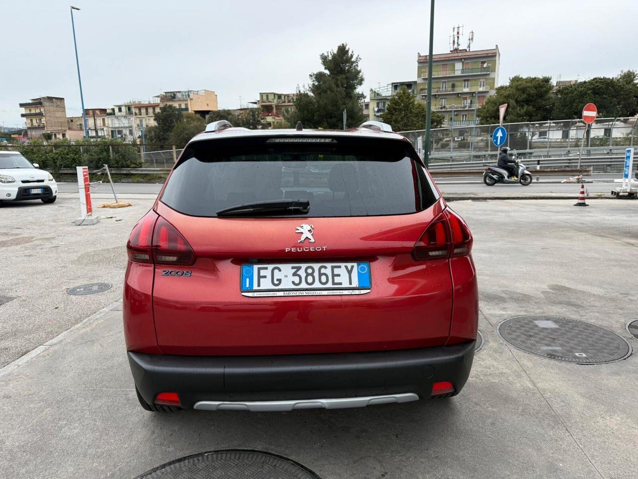 Peugeot 2008 BlueHDi 100 GT Line 2016