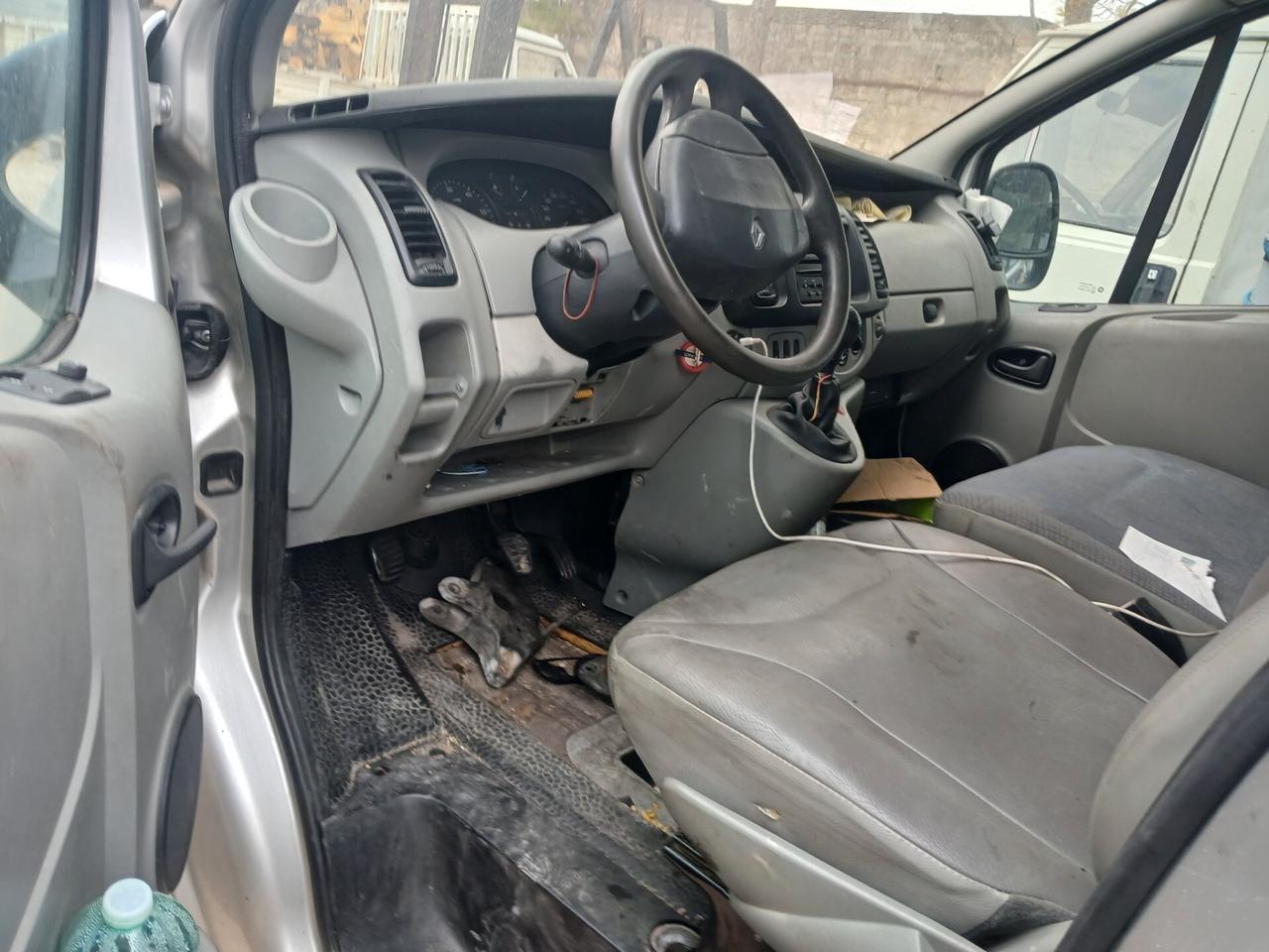 Renault Trafic 2.5 dCi/140 PC-TN Pass.Privil.