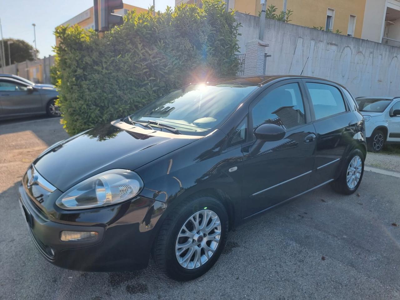 Fiat Punto Evo 1.4 5 porte Dynamic GPL GANCIO TRAINO OMOLOGATO