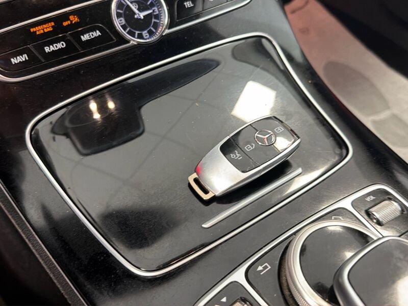 Mercedes-Benz Classe E E220d Auto Premium Plus