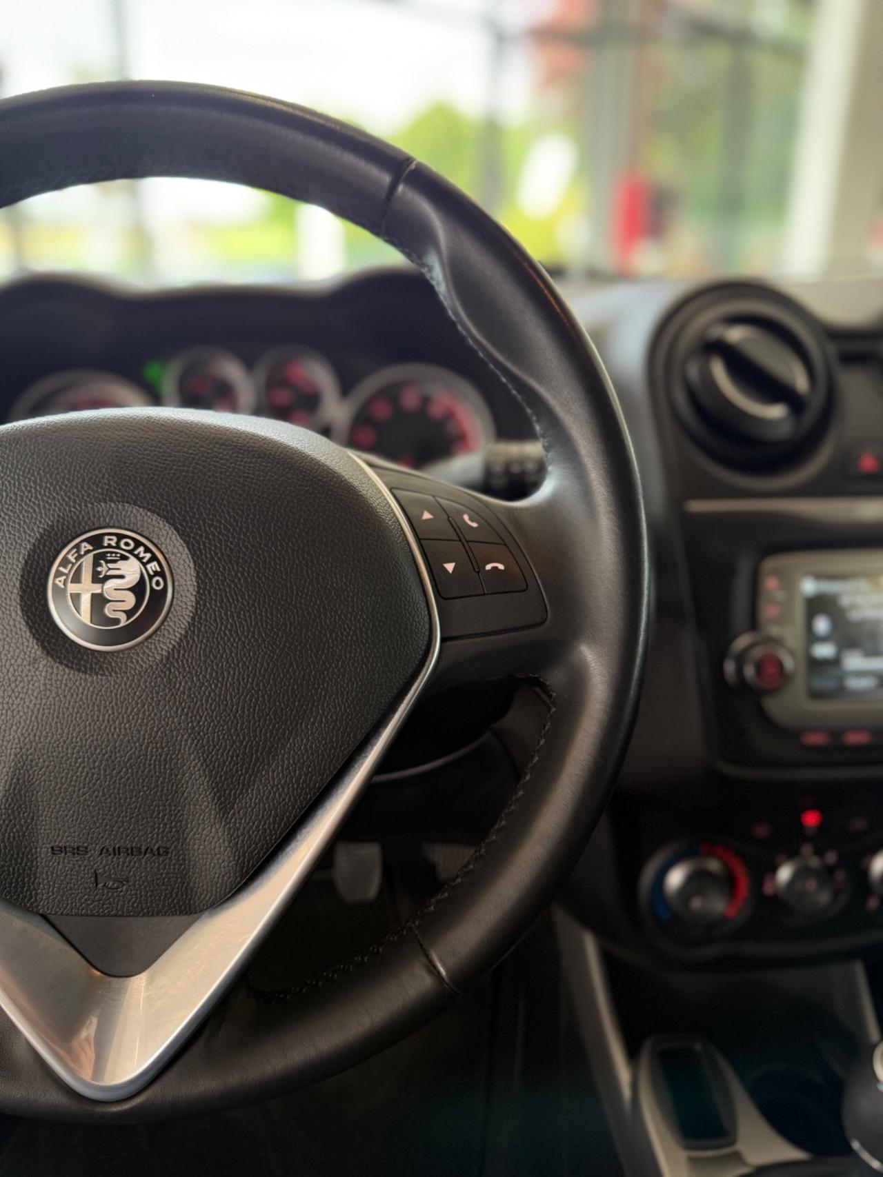 Alfa Romeo MiTo 1.4 78 CV 8V SUPER 06/2017 Neopatentati