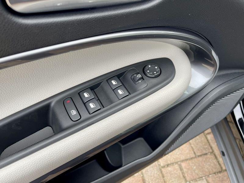 FIAT 600 1.2 hybrid La Prima II 145cv auto - KM0