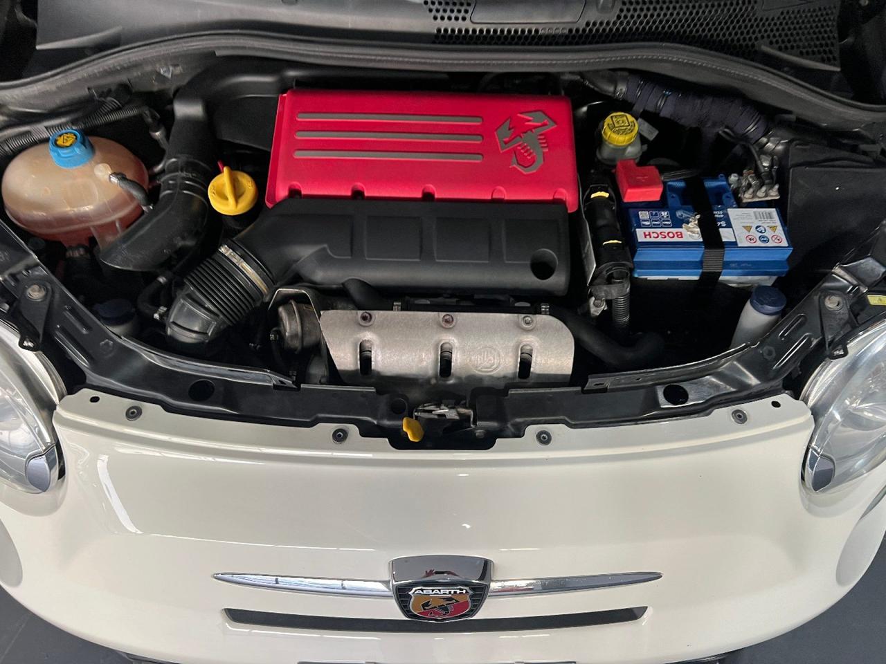 Abarth 500 C 1.4 Turbo T-Jet MTA Bicolore