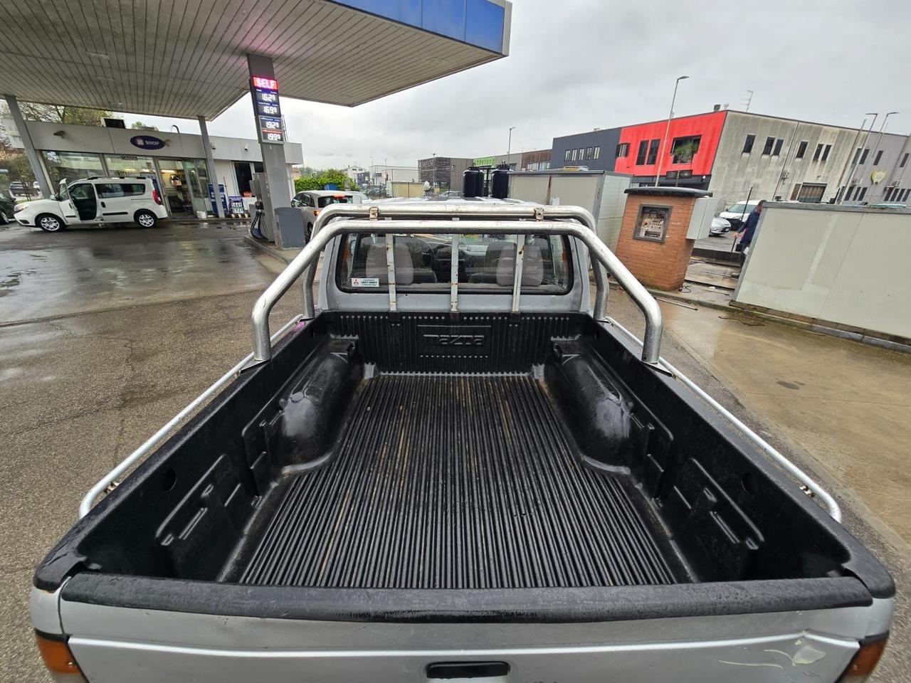 Mazda B 2500 2.5 diesel Stretch-Cab DX Pick-up