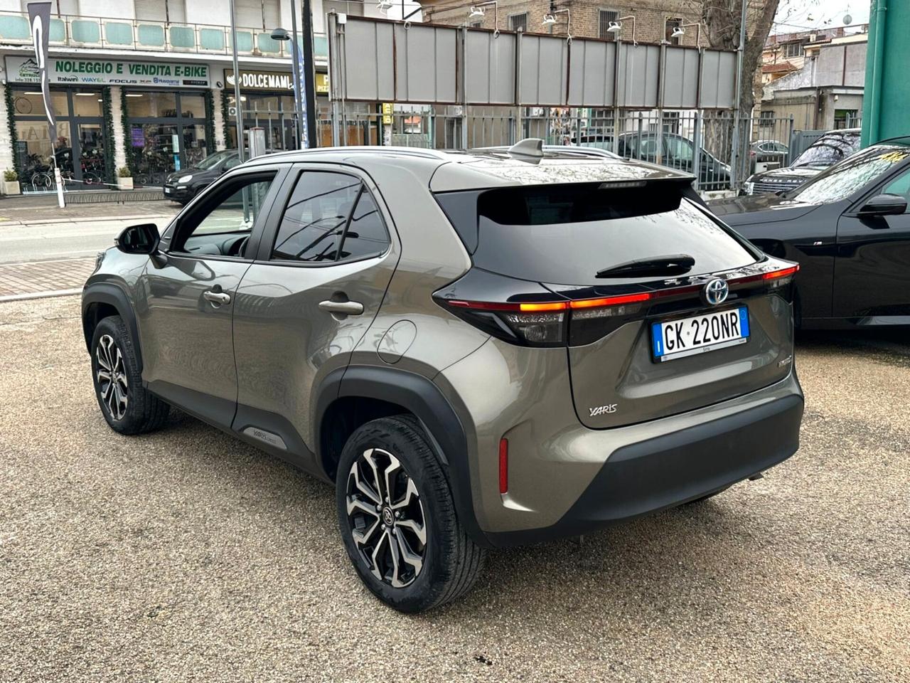 TOYOTA YARIS CROSS TREND 1.5 HYBRID E-CVT