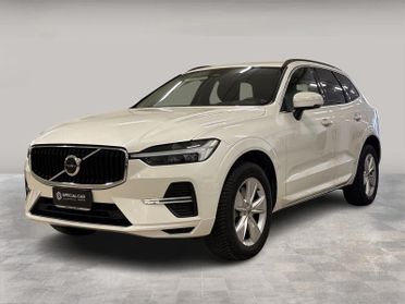 Volvo XC60 2.0 B4 Momentum Pro Auto