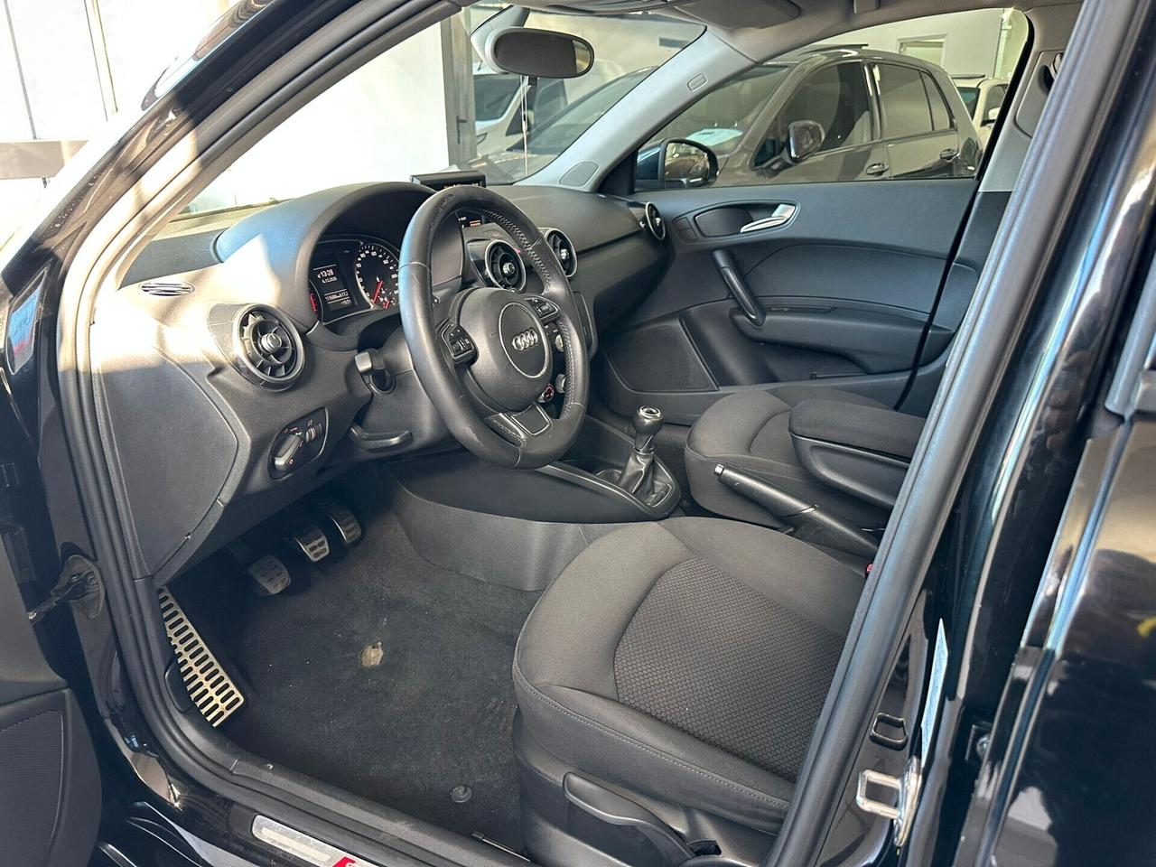 Audi A1 Sportback 1.6 TDI 90cv Sline FULL LED