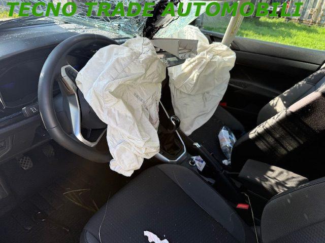 VOLKSWAGEN Polo 1.0 Life INCIDENTATA