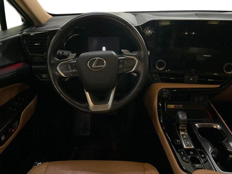 Lexus NX NX 350h 2.5 Luxury 4wd 244cv e-cvt