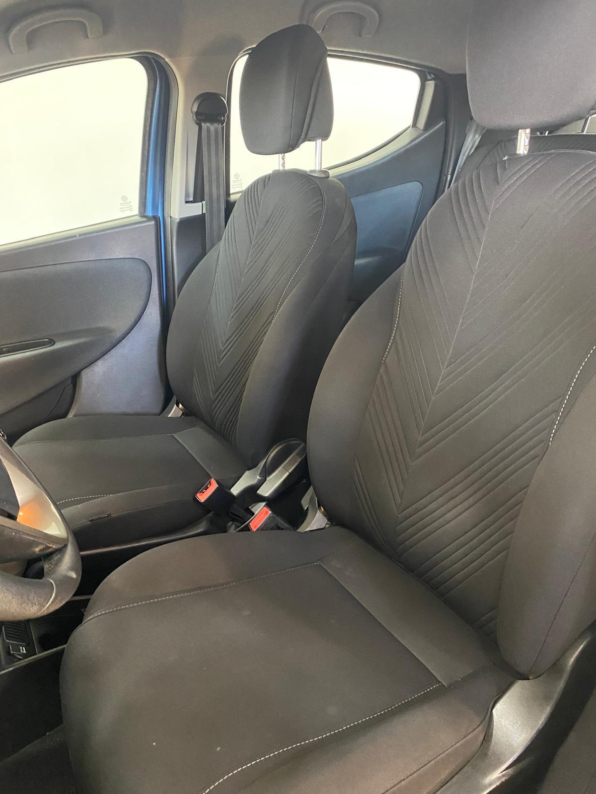 LANCIA YPSILON 1.0 HYBRID 2022-
