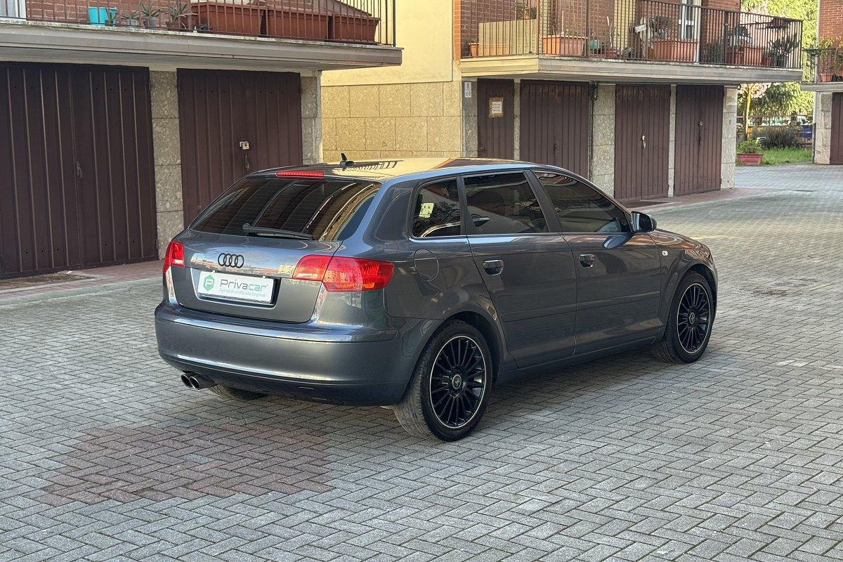 AUDI A3 SPB 2.0 16V FSI Ambition