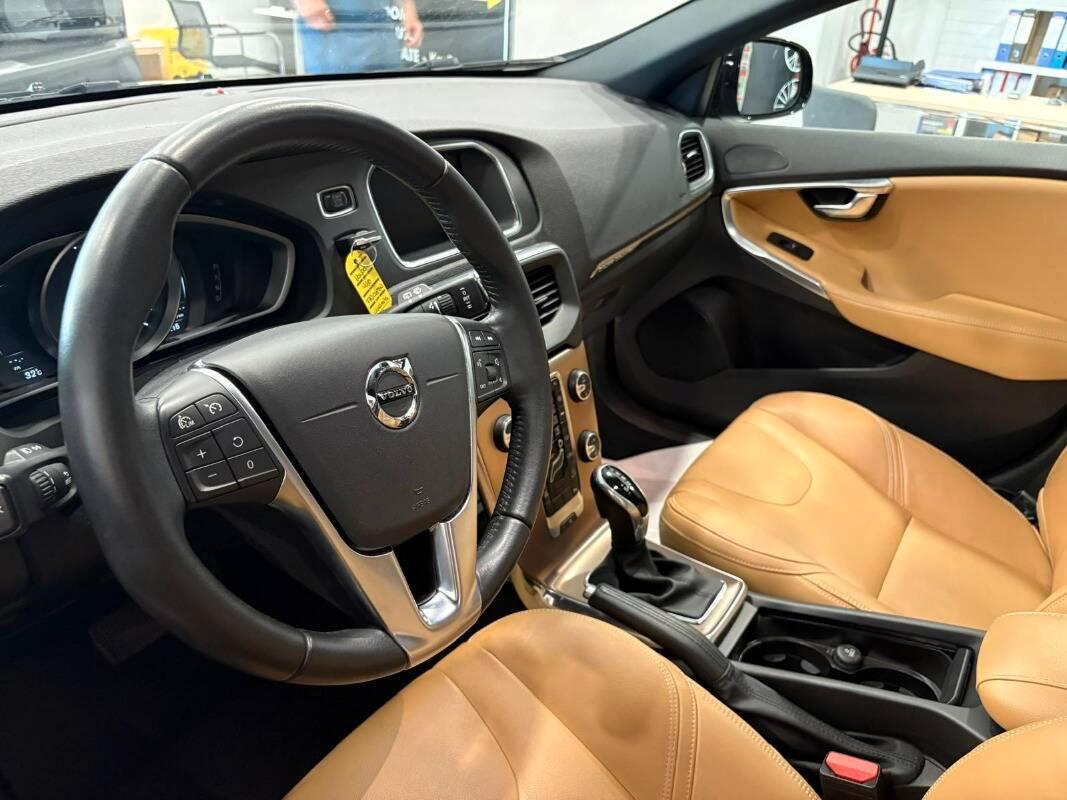 Volvo V40 Cross Country 2.0 t4 Summum awd geartronic