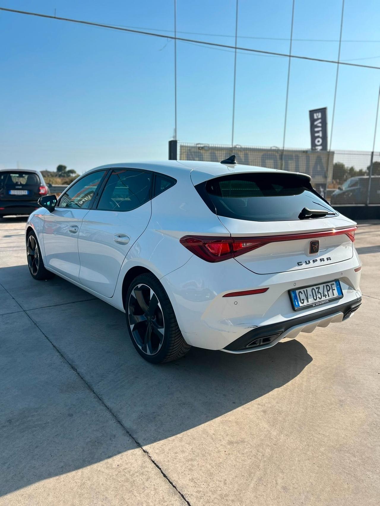 Cupra Leon 1.5 hybrid 150 CV