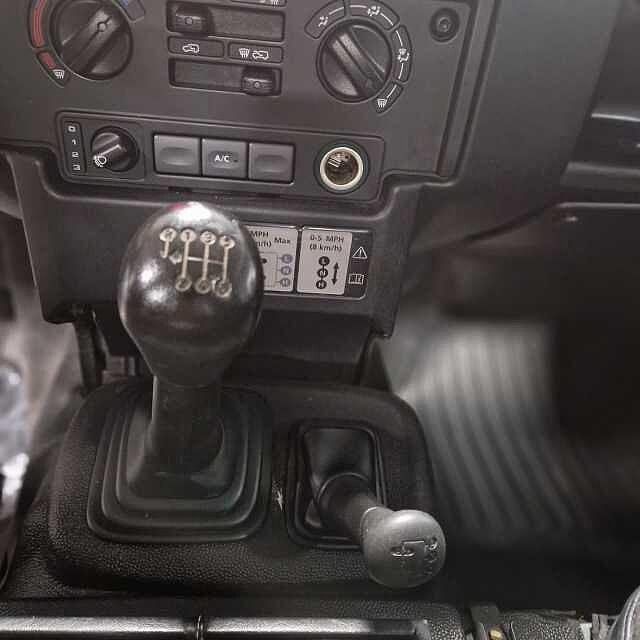Land Rover Defender 90 2.2 TD4 Pick Up
