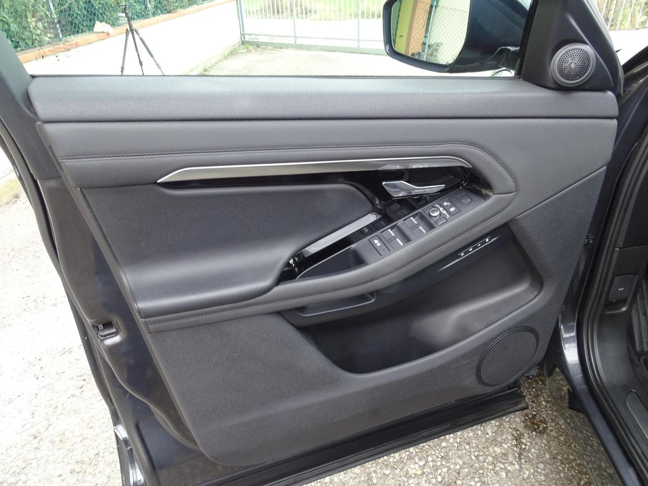 Land Rover Range Rover Evoque 2.0D I4 180 CV AWD Auto R-Dynamic SE